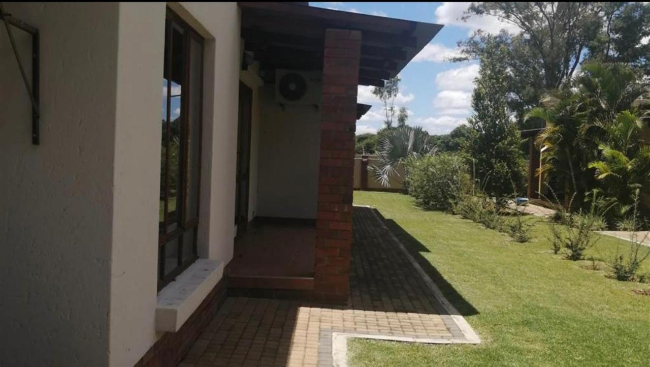 Eau Montagne Estate *