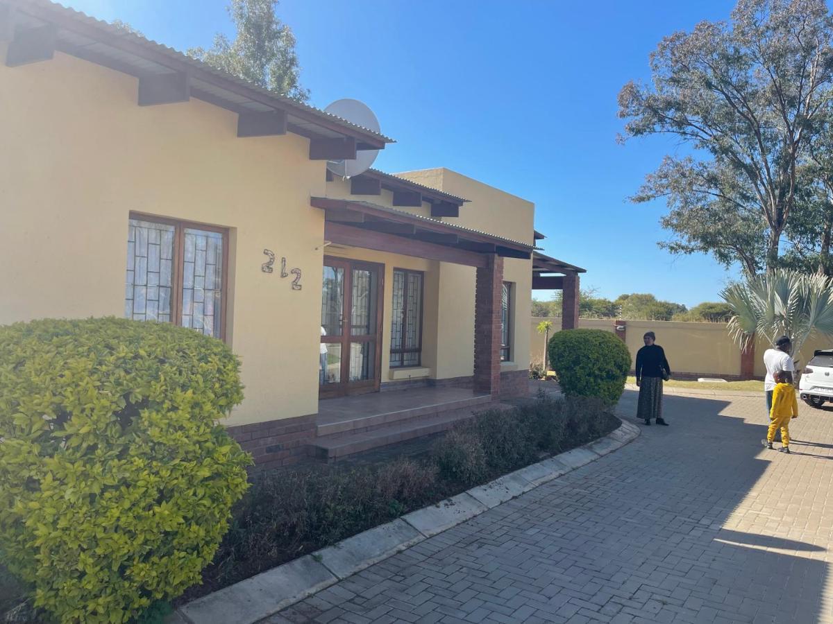 Eau Montagne Estate Holiday home *